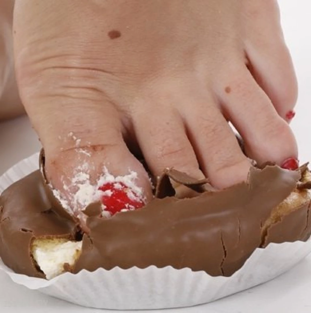 deliciousdutchfeet Onlyfans leaked photo 13911979 on Hotleaks.tv
