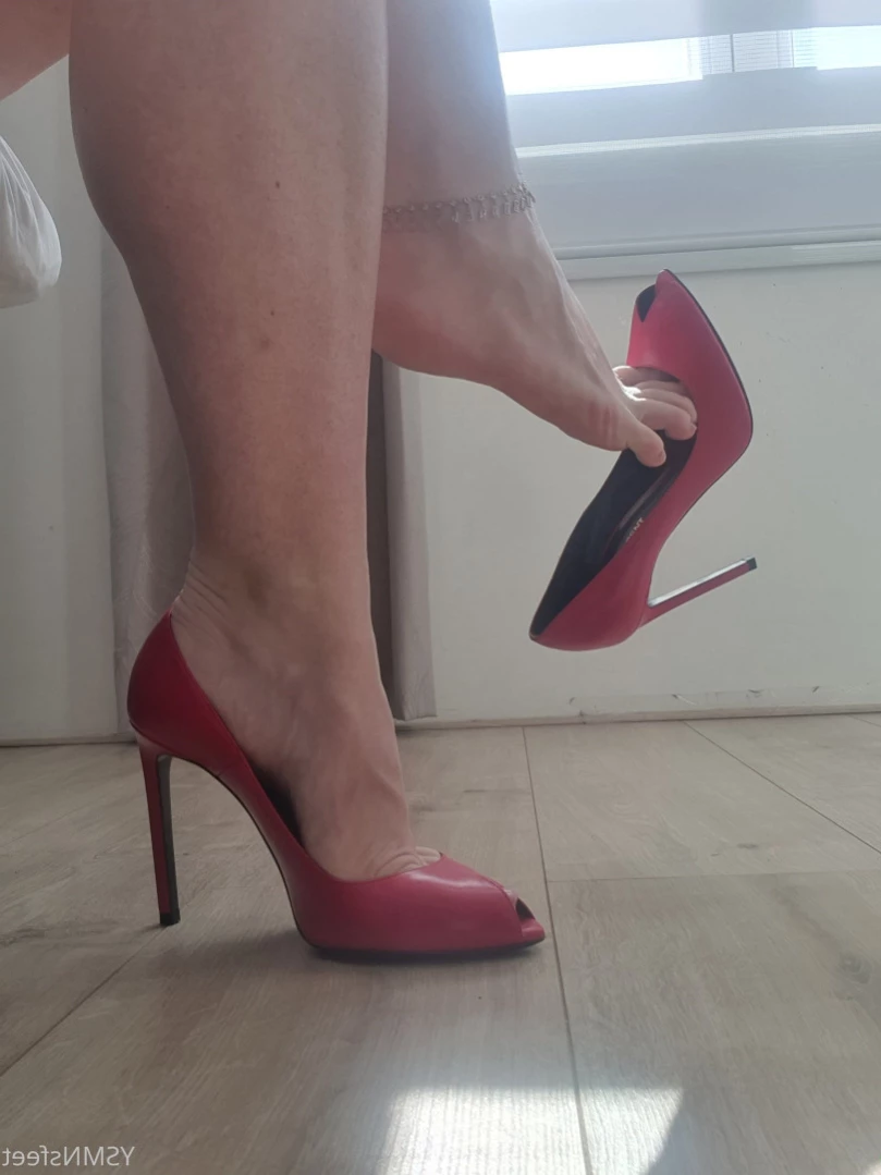 deliciousdutchfeet Onlyfans leaked photo 13912813 on Hotleaks.tv