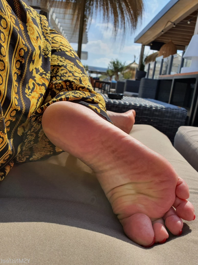 deliciousdutchfeet Onlyfans leaked photo 13913472 on Hotleaks.tv