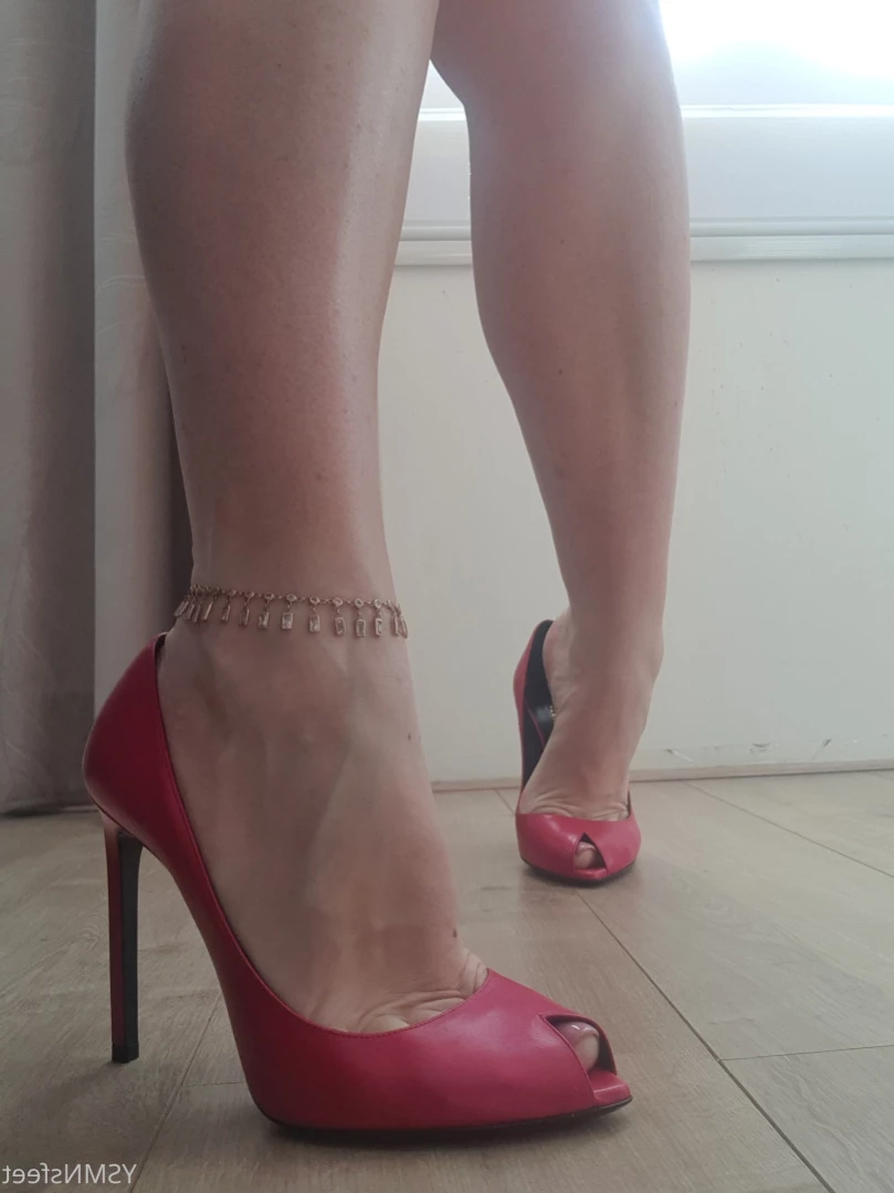 deliciousdutchfeet Onlyfans leaked photo 14516728 on Hotleaks.tv