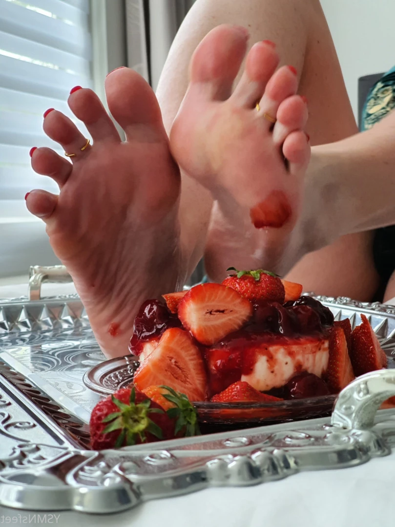 deliciousdutchfeet Onlyfans leaked photo 14889527 on Hotleaks.tv
