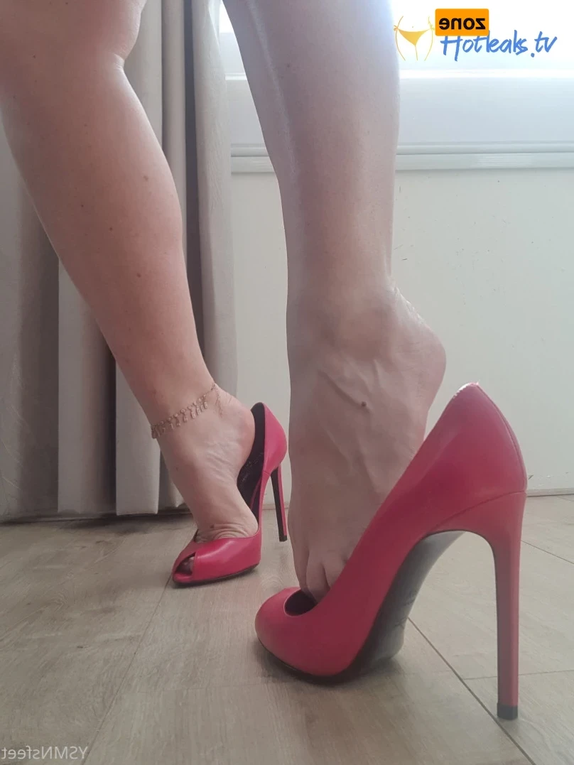 deliciousdutchfeet Onlyfans leaked photo 15447100 on Hotleaks.tv