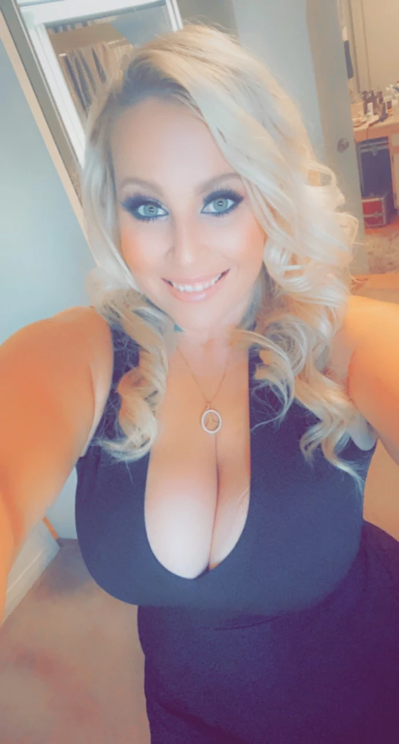 Delicious on Demand [ deliciousondemand ] Onlyfans leaked photo 14942365 on Hotleaks.tv