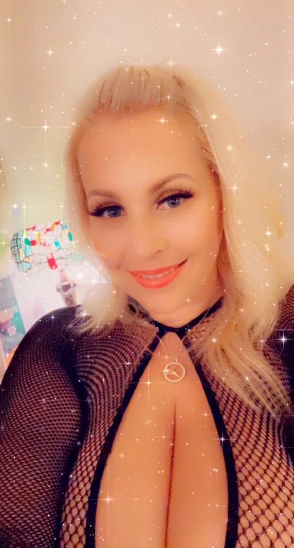 Delicious on Demand [ deliciousondemand ] Onlyfans leaked photo 15444413 on Hotleaks.tv