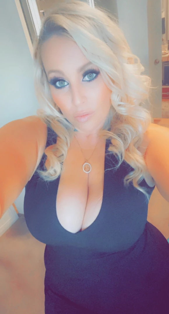 Delicious on Demand [ deliciousondemand ] Onlyfans leaked photo 16328123 on Hotleaks.tv
