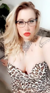 DOMME TIFFANY DELUX SNOW BUNNY [ deluximages ] Onlyfans leaked video 8320501 on Hotleaks.tv