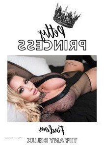DOMME TIFFANY DELUX SNOW BUNNY [ deluximages ] Onlyfans leaked video 8320552 on Hotleaks.tv