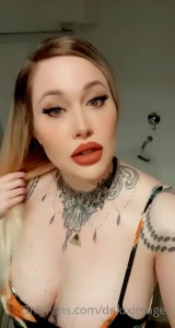 DOMME TIFFANY DELUX SNOW BUNNY [ deluximages ] Onlyfans leaked video 8320560 on Hotleaks.tv