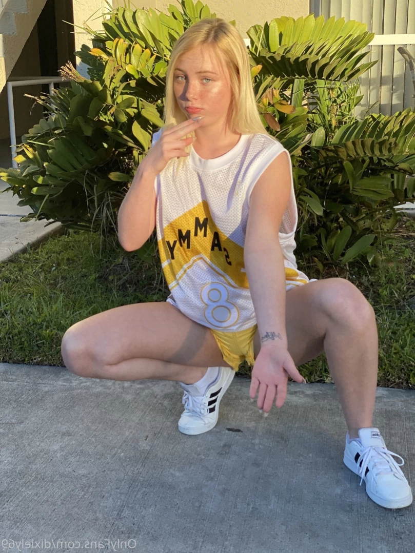 Dixie Lynn🤤😈 [ dixielynnxxx ] Onlyfans leaked photo 13949695 on Hotleaks.tv