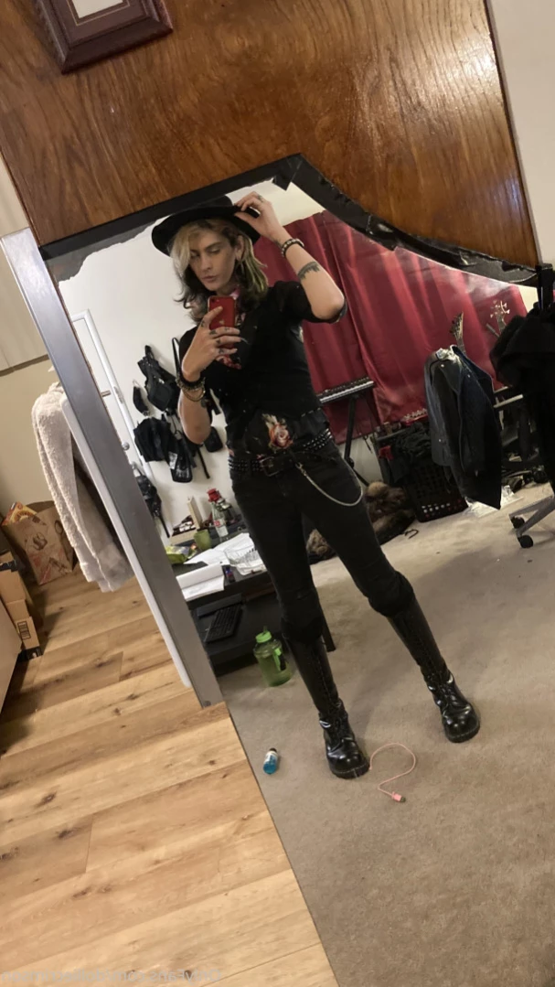 Dahlia (dollie) Crimson [ dolliecrimson ] Onlyfans leaked photo 14904445 on Hotleaks.tv