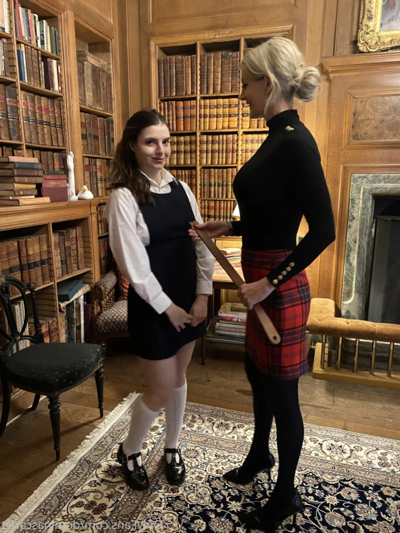 Mistress Scarlet [ dominascarlet ] Onlyfans leaked photo 12845623 on Hotleaks.tv