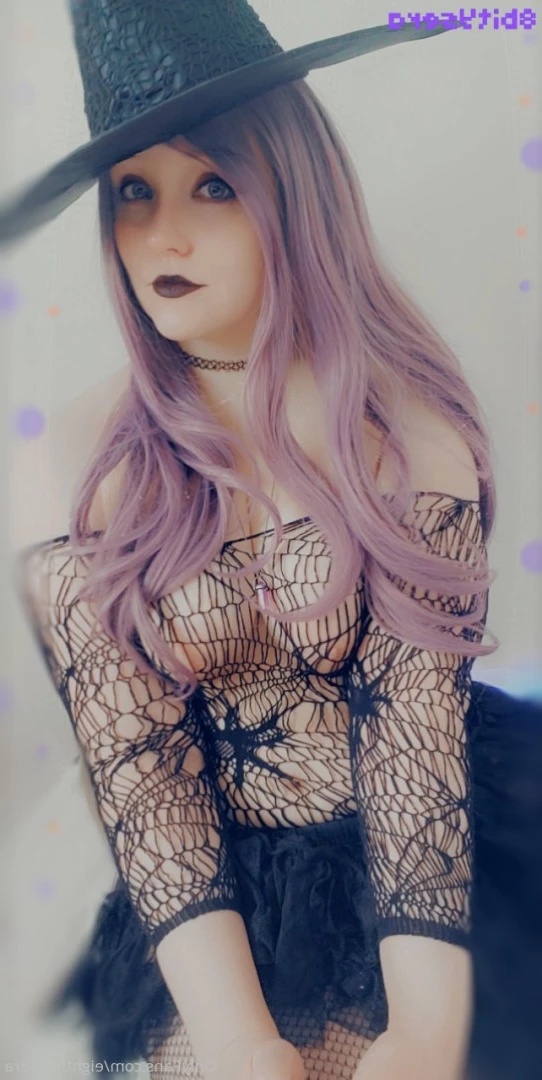 8bitYsera [ eightbitysera ] Onlyfans leaked photo 9409063 on Hotleaks.tv