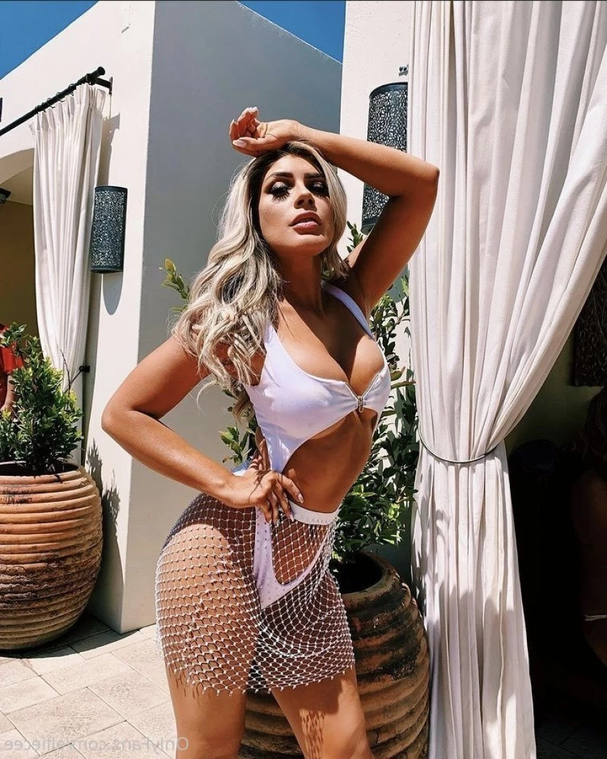 u18780498 [ elliecee ] Onlyfans leaked photo 9340208 on Hotleaks.tv