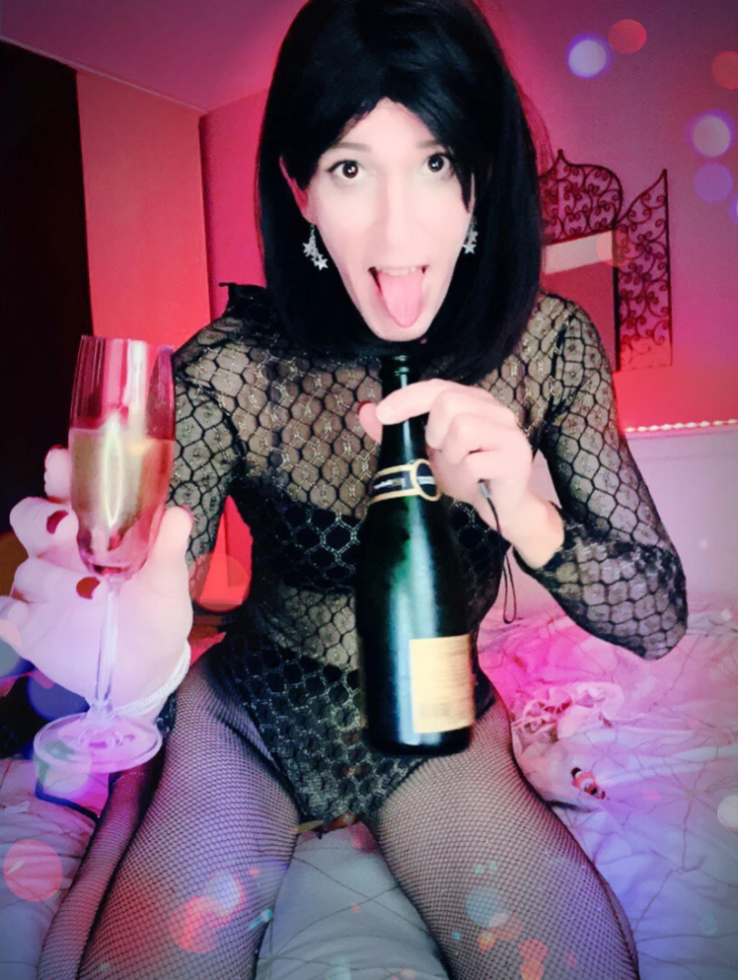 Elo Dimup [ elo_dimup ] Onlyfans leaked photo 11679400 on Hotleaks.tv