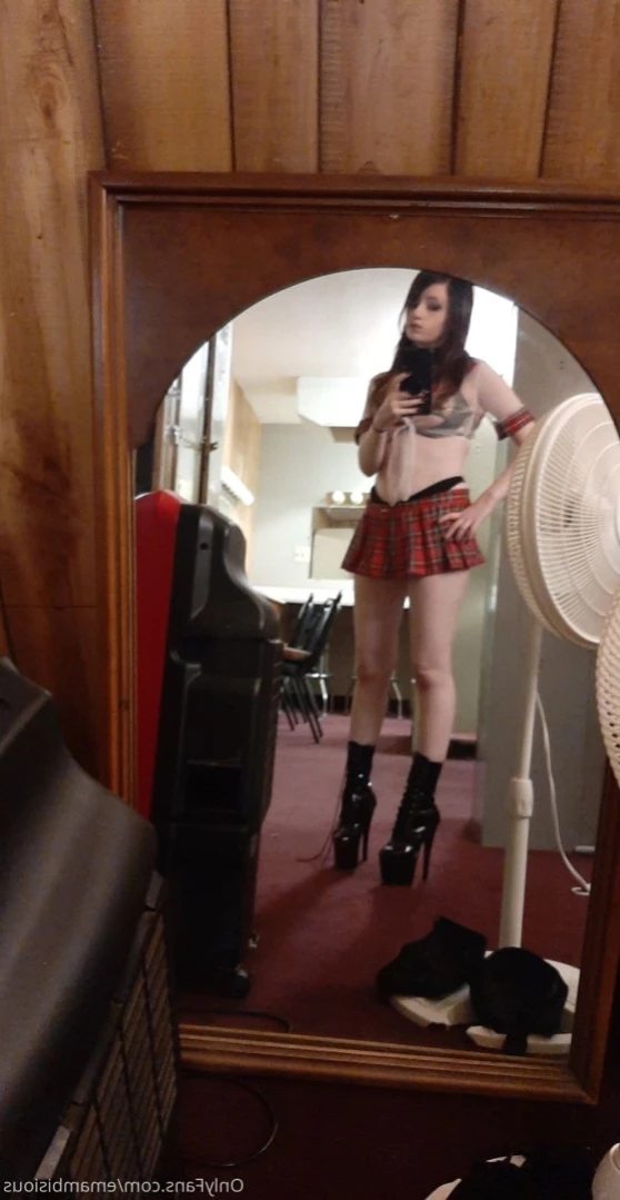 emambisious Onlyfans leaked photo 12872738 on Hotleaks.tv