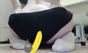 8299977