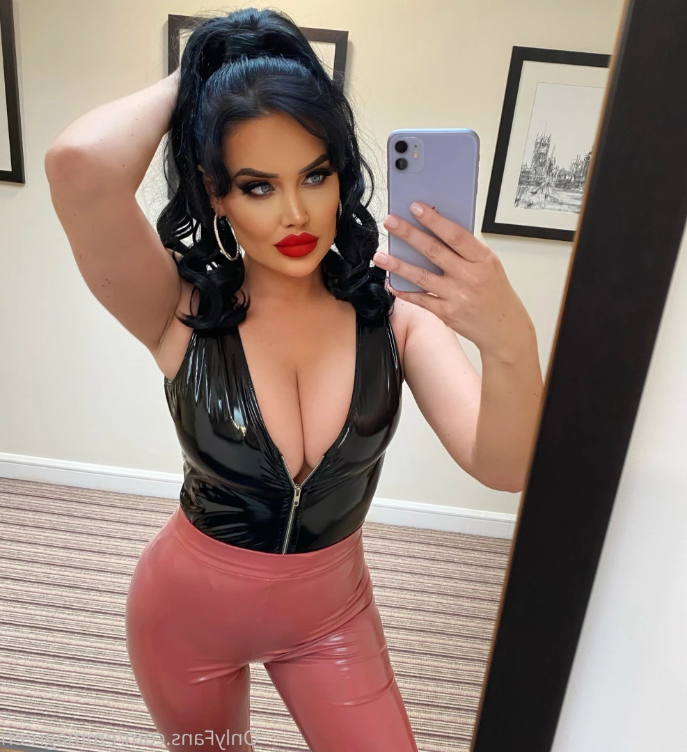 Emma Green [ emmagreen ] Onlyfans leaked photo 7946396 on Hotleaks.tv