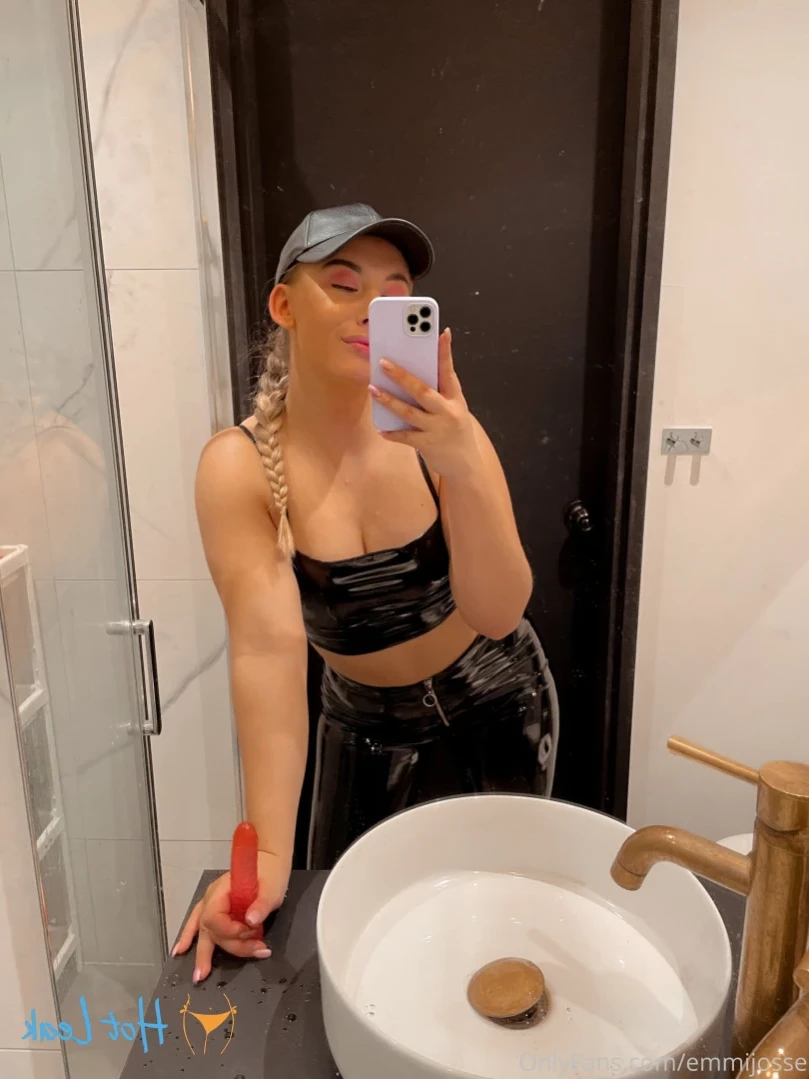 EJ [ emmijosse ] Onlyfans leaked photo 13477864 on Hotleaks.tv