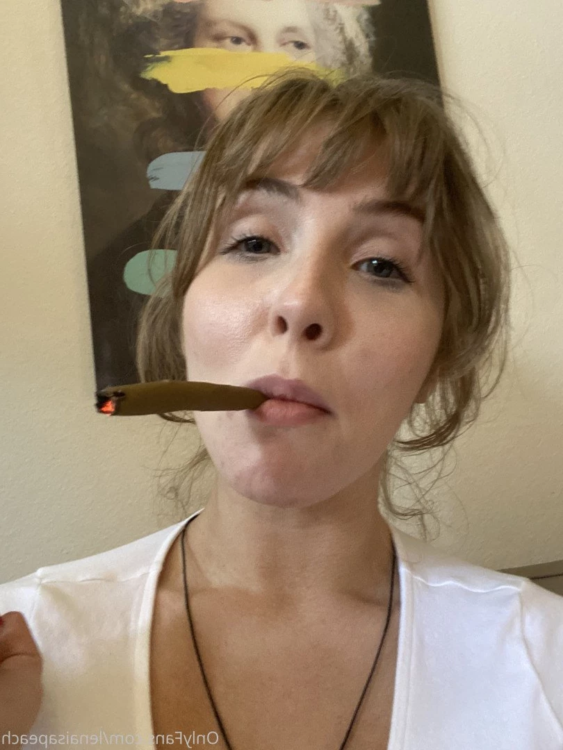 Lena Paul [ lenaisapeach ] Onlyfans leaked photo 682852 on Hotleaks.tv