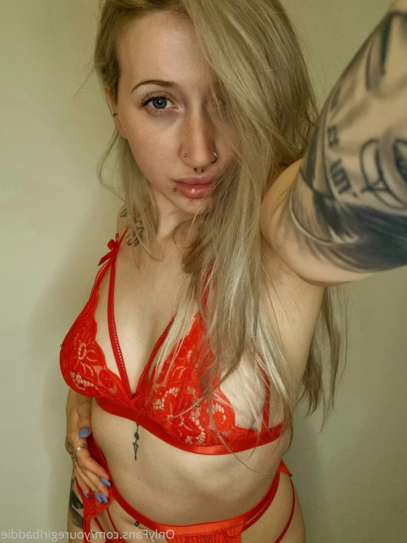 Emo Barbie [ emobarbie95 ] Onlyfans leaked photo 14464771 on Hotleaks.tv