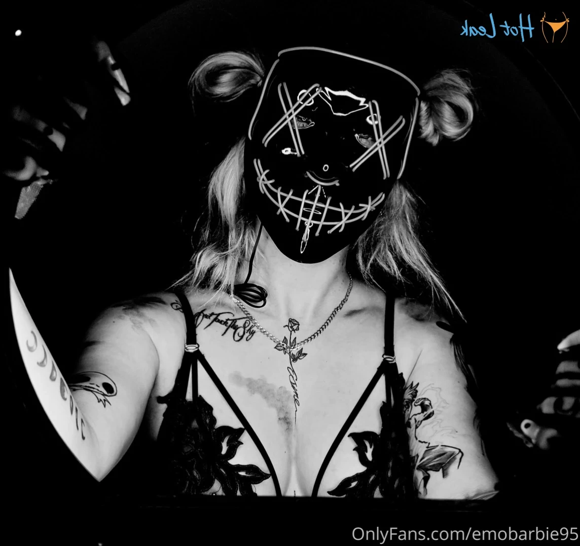 Emo Barbie [ emobarbie95 ] Onlyfans leaked photo 14500202 on Hotleaks.tv