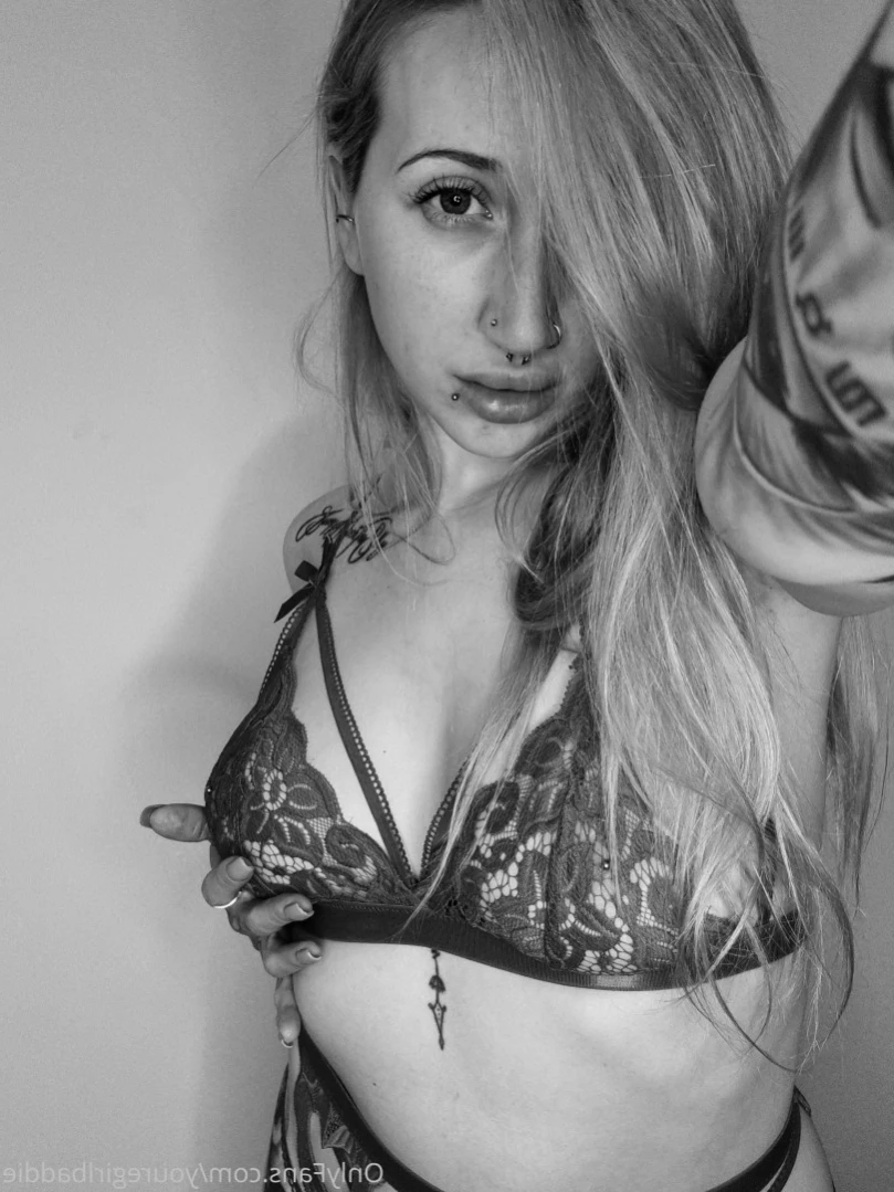 Emo Barbie [ emobarbie95 ] Onlyfans leaked photo 14519905 on Hotleaks.tv