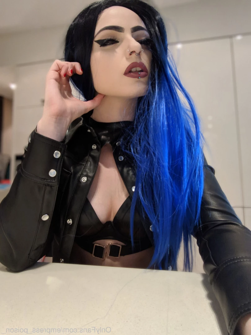Empress Poison [ empress_poison_ ] Onlyfans leaked photo 11128780 on Hotleaks.tv
