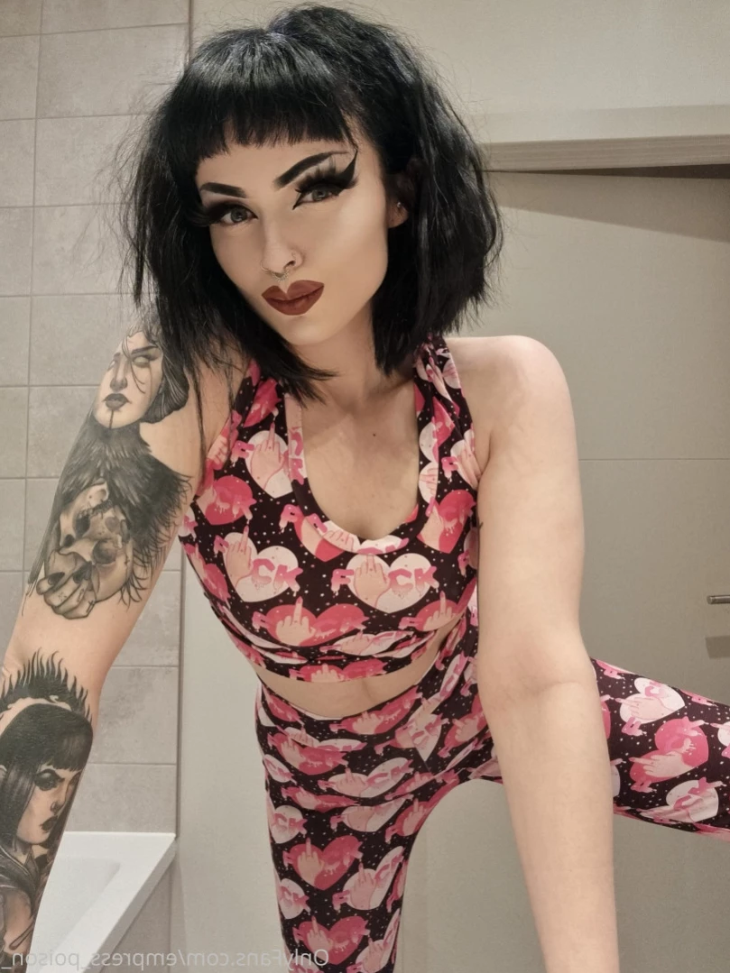 Empress Poison [ empress_poison_ ] Onlyfans leaked photo 11128826 on Hotleaks.tv