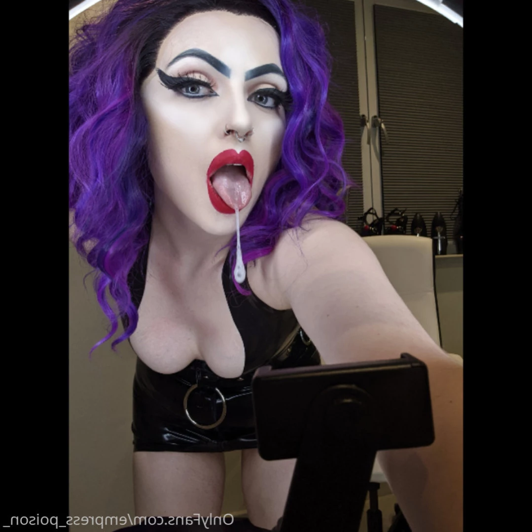 Empress Poison [ empress_poison_ ] Onlyfans leaked photo 11128830 on Hotleaks.tv
