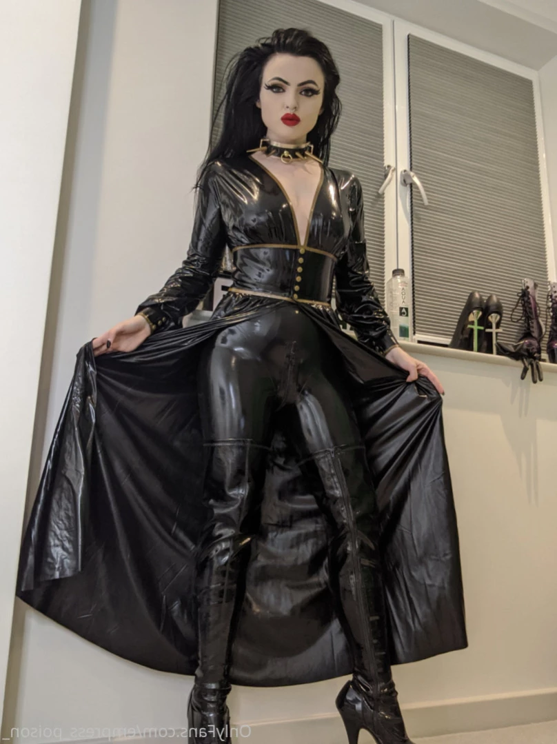 Empress Poison [ empress_poison_ ] Onlyfans leaked photo 11582347 on Hotleaks.tv