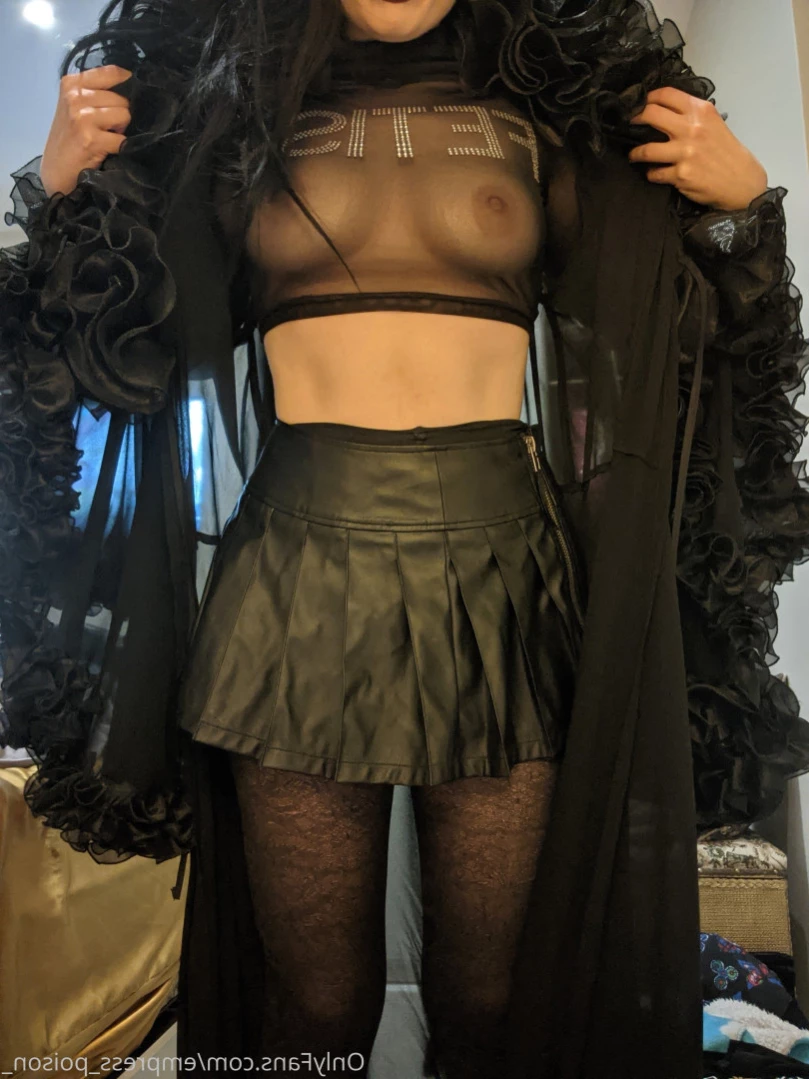 Empress Poison [ empress_poison_ ] Onlyfans leaked photo 12136263 on Hotleaks.tv