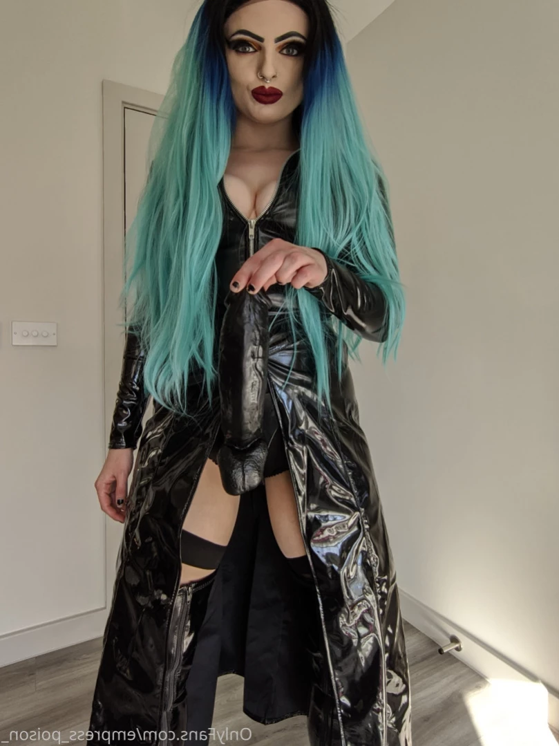 Empress Poison [ empress_poison_ ] Onlyfans leaked photo 13211690 on Hotleaks.tv