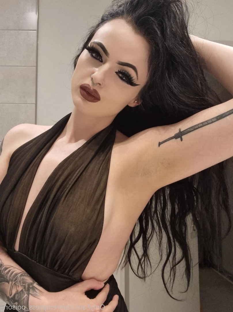 Empress Poison [ empress_poison_ ] Onlyfans leaked photo 13567699 on Hotleaks.tv