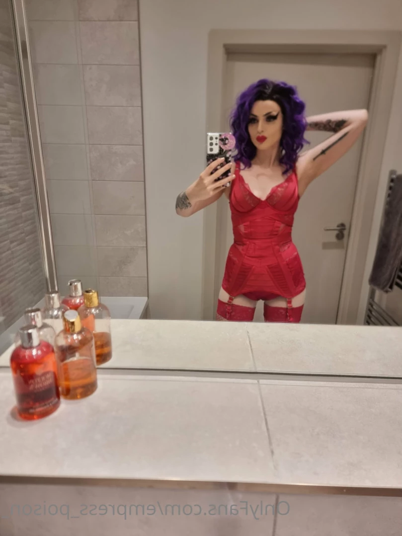 Empress Poison [ empress_poison_ ] Onlyfans leaked photo 14108046 on Hotleaks.tv