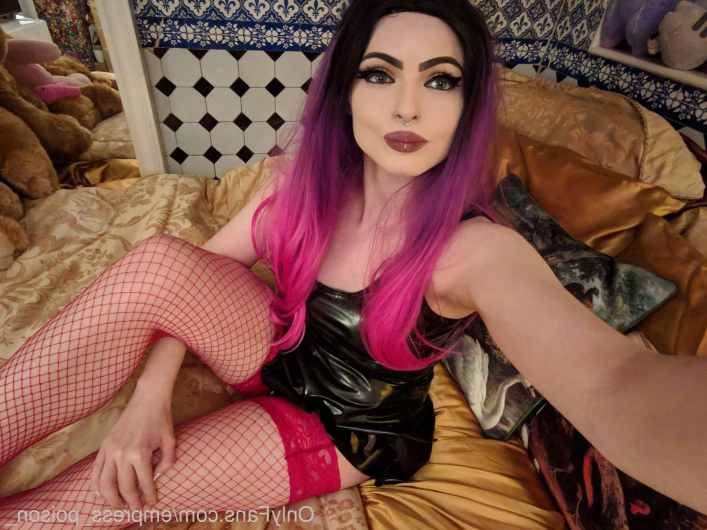 Empress Poison [ empress_poison_ ] Onlyfans leaked photo 14368753 on Hotleaks.tv