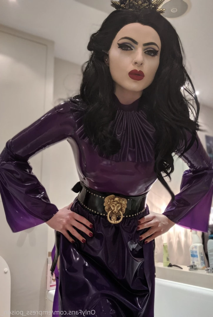 Empress Poison [ empress_poison_ ] Onlyfans leaked photo 14942256 on Hotleaks.tv