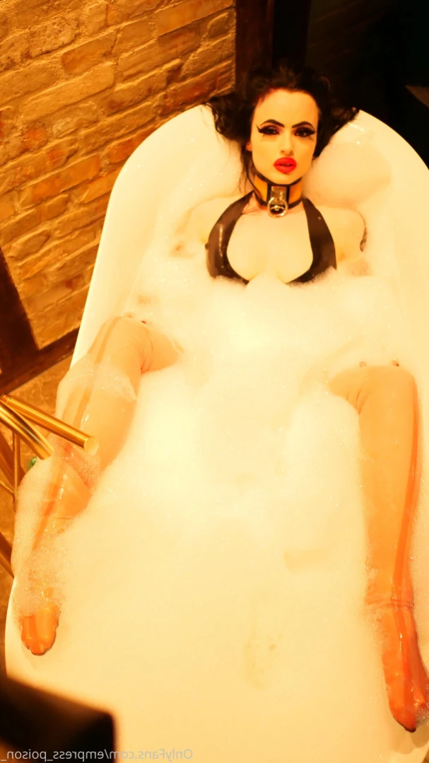 Empress Poison [ empress_poison_ ] Onlyfans leaked photo 15626580 on Hotleaks.tv