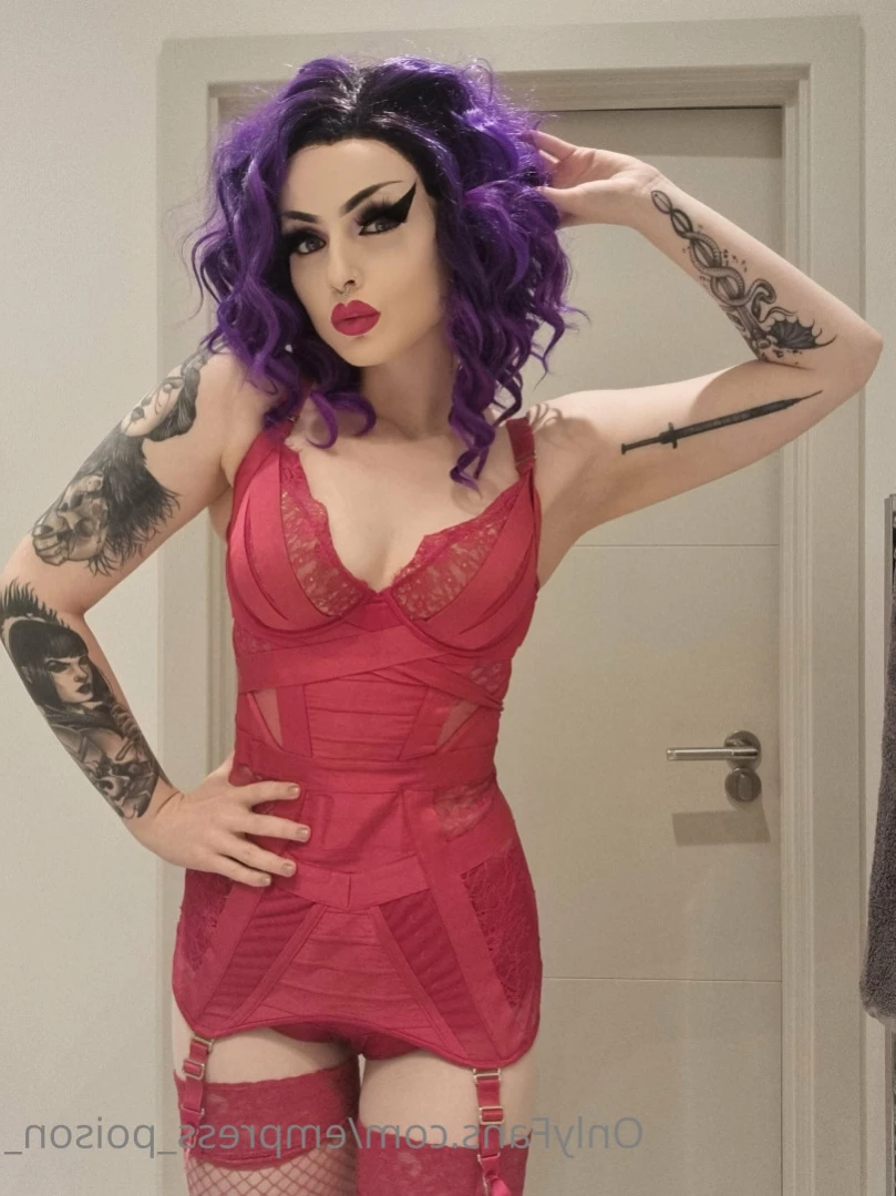 Empress Poison [ empress_poison_ ] Onlyfans leaked photo 15653996 on Hotleaks.tv