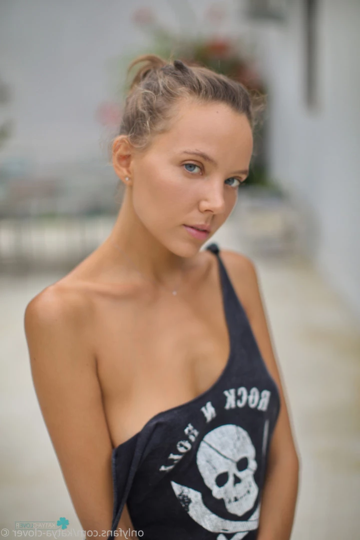 Erotic magazine 🔞 [ erotic-magazine ] Onlyfans leaked photo 11133141 on Hotleaks.tv
