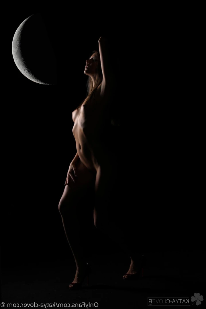 Erotic magazine 🔞 [ erotic-magazine ] Onlyfans leaked photo 11750429 on Hotleaks.tv