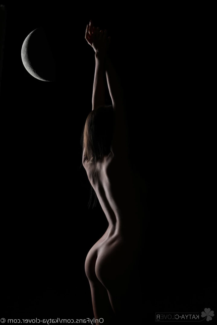 Erotic magazine 🔞 [ erotic-magazine ] Onlyfans leaked photo 15427816 on Hotleaks.tv