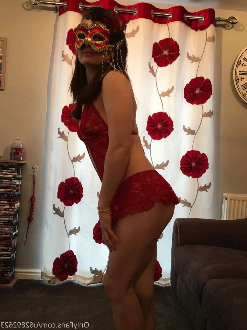 Essex slut Wife 🇬🇧 [ essexslutwife ] Onlyfans leaked photo 9452832 on Hotleaks.tv
