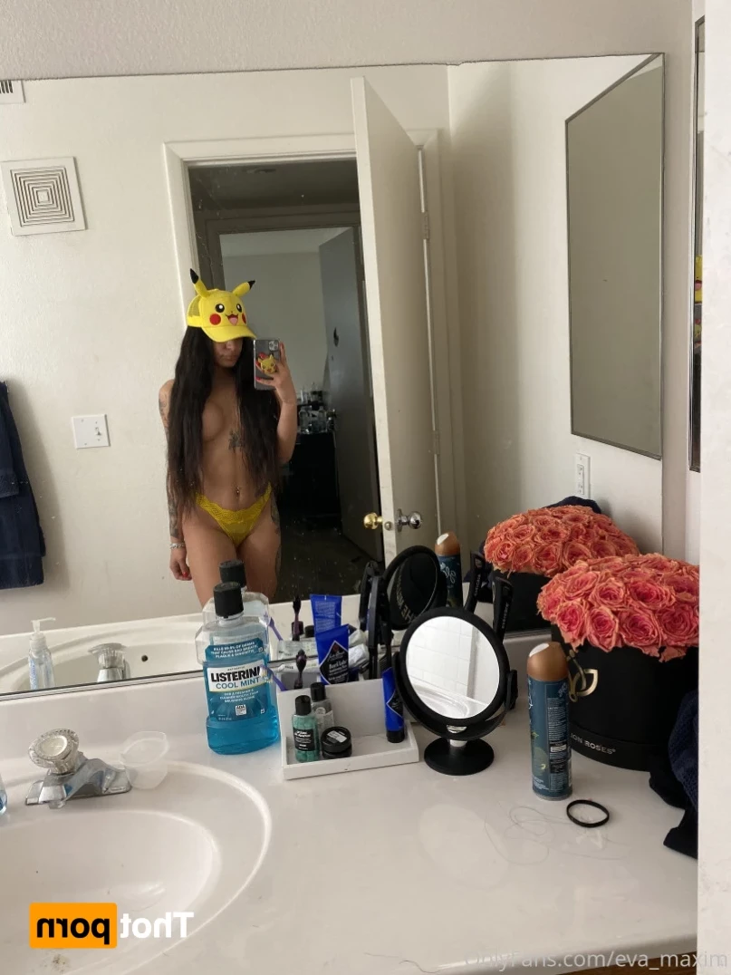 Eva Maxim 🦋 [ eva_maxim ] Onlyfans leaked photo 12091909 on Hotleaks.tv
