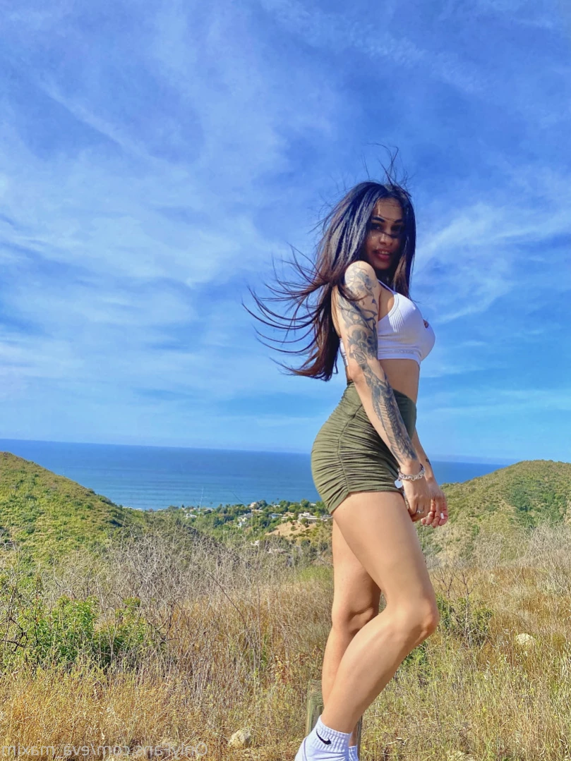 Eva Maxim 🦋 [ eva_maxim ] Onlyfans leaked photo 14186377 on Hotleaks.tv