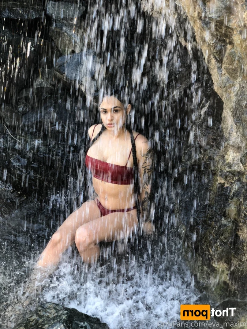 Eva Maxim 🦋 [ eva_maxim ] Onlyfans leaked photo 14187298 on Hotleaks.tv