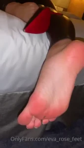 E [ eva_rose_feet ] Onlyfans leaked video 8292348 on Hotleaks.tv