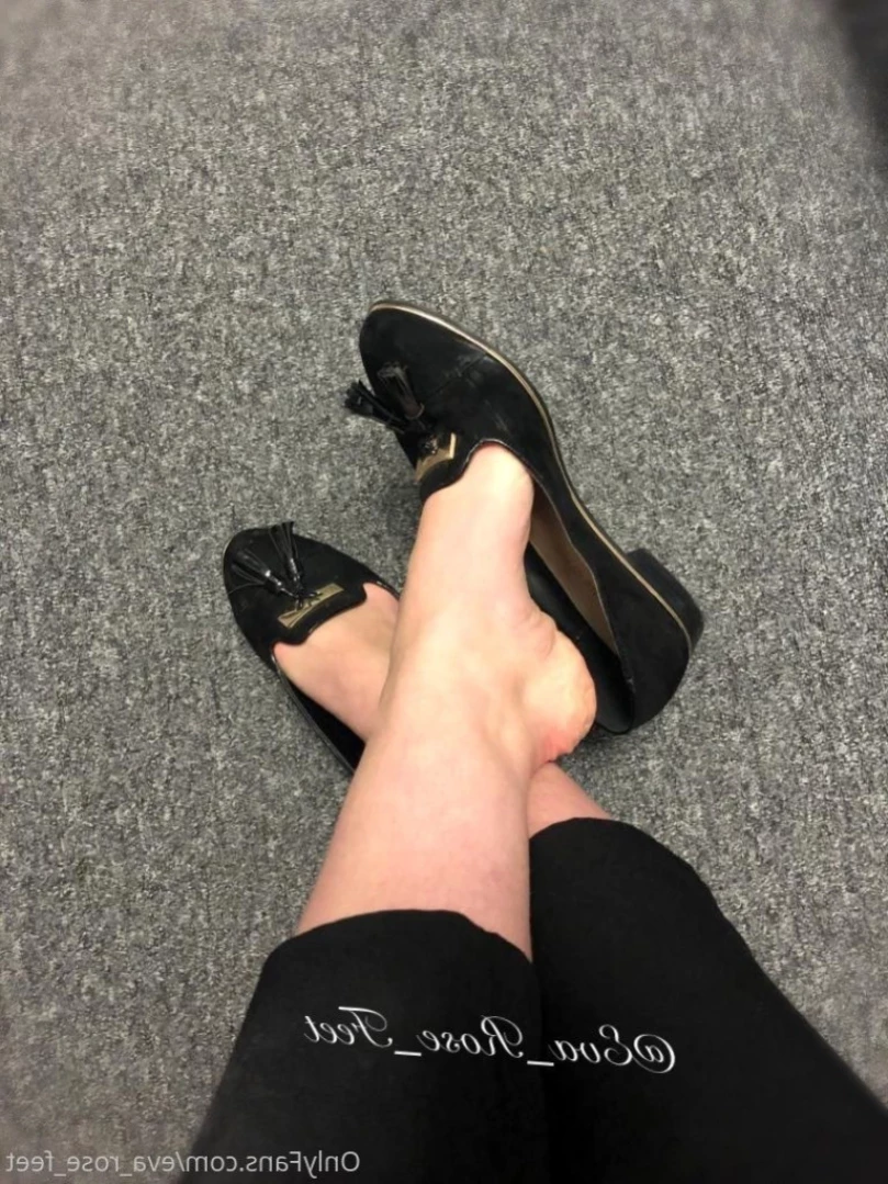 E [ eva_rose_feet ] Onlyfans leaked photo 11761670 on Hotleaks.tv