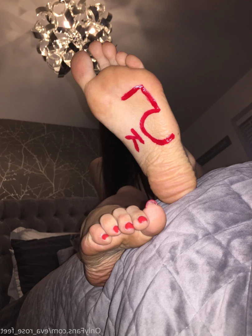 E [ eva_rose_feet ] Onlyfans leaked photo 11762124 on Hotleaks.tv