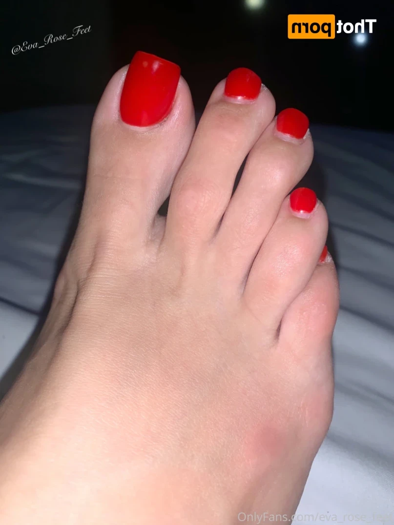 E [ eva_rose_feet ] Onlyfans leaked photo 12091694 on Hotleaks.tv