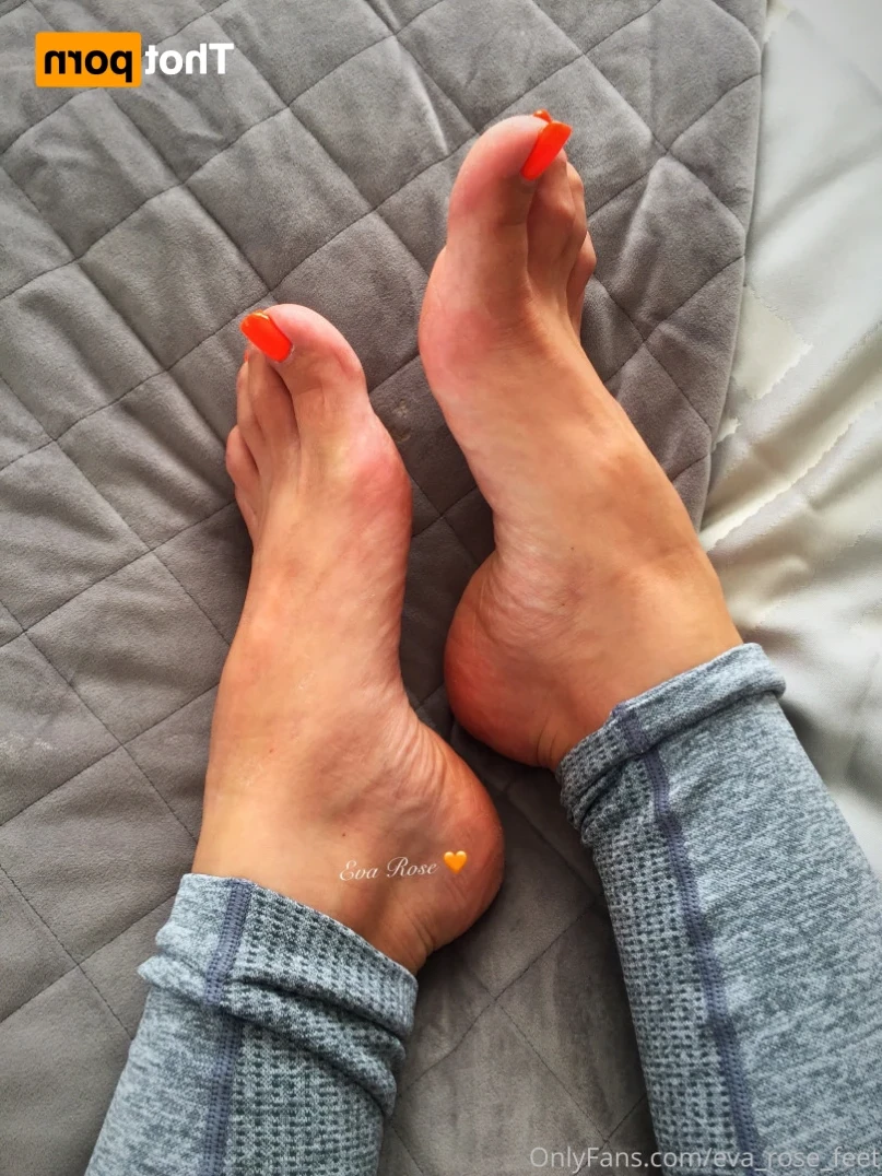E [ eva_rose_feet ] Onlyfans leaked photo 14184407 on Hotleaks.tv